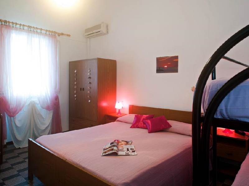 Foto camera quadrupla hotel Nice Viareggio