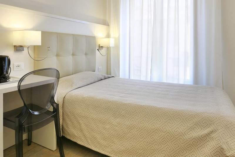 Foto camera singola Hotel Lupori Viareggio