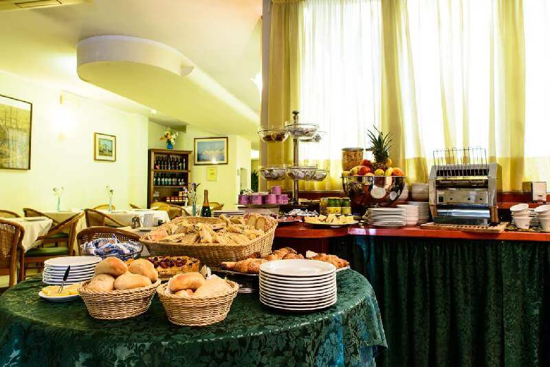 Foto colazione Hotel Villa Adriana Viareggio