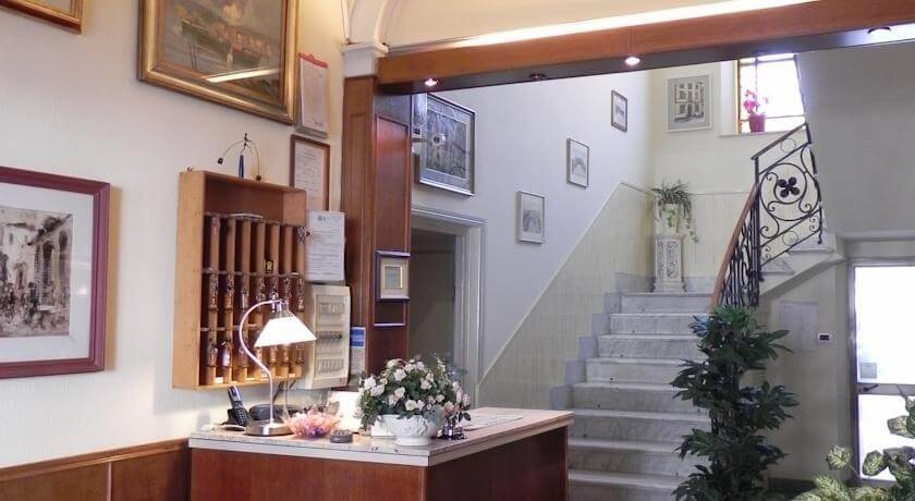 Foto reception hotel Ondina