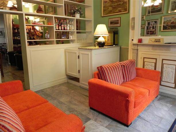 Foto salotto hotel Ondina Viareggio