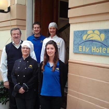 Foto staff Hotel Ely