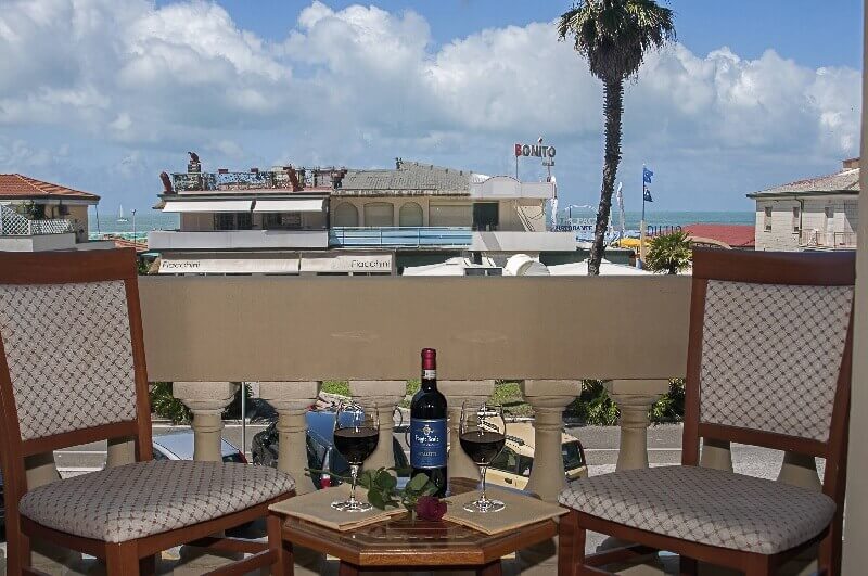 Foto terrazza hotel Miramare Viareggio