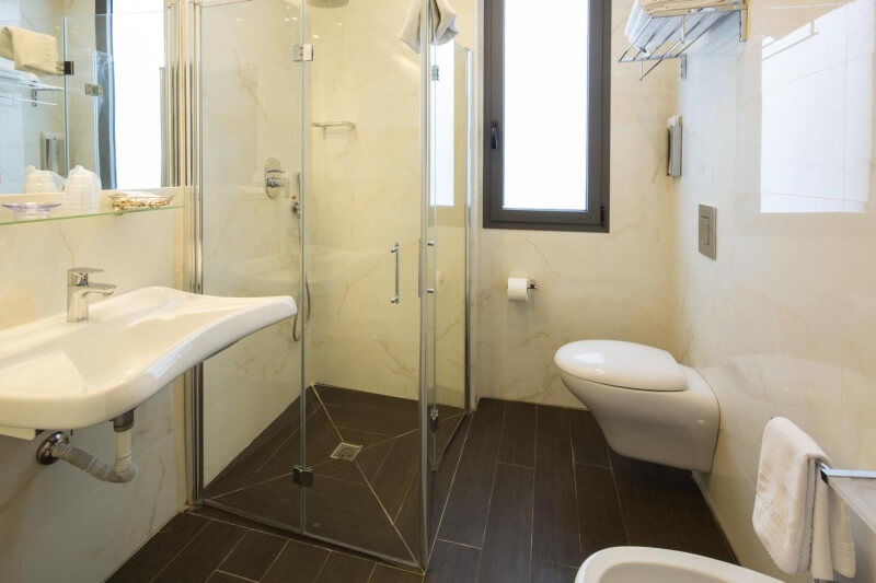 Foto bagno hotel Esplanade