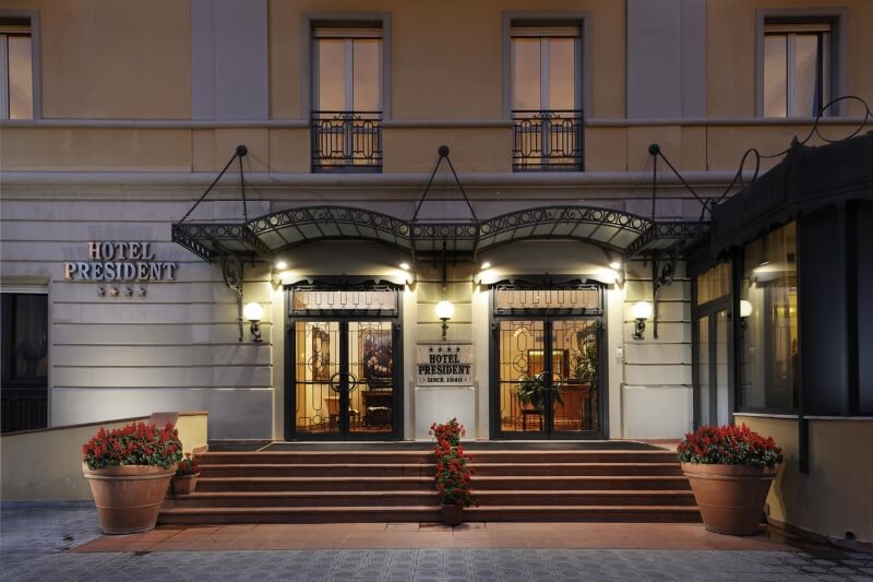 Foto ingresso hotel President Viareggio