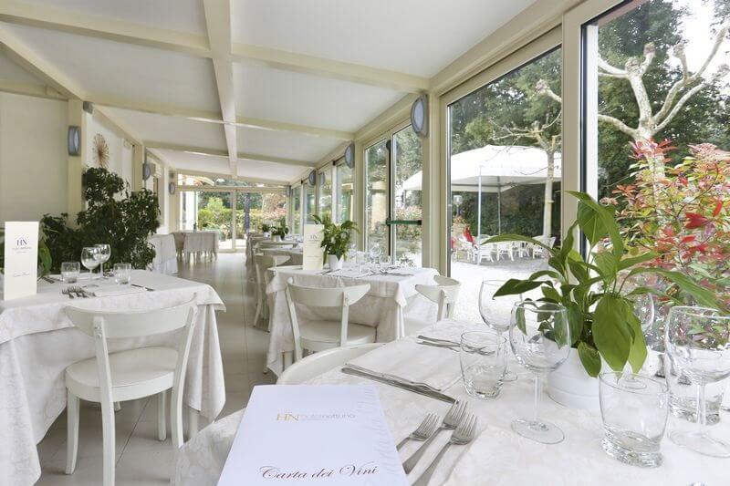 Foto ristorante Hotel Nettuno Marina di Pietrasanta