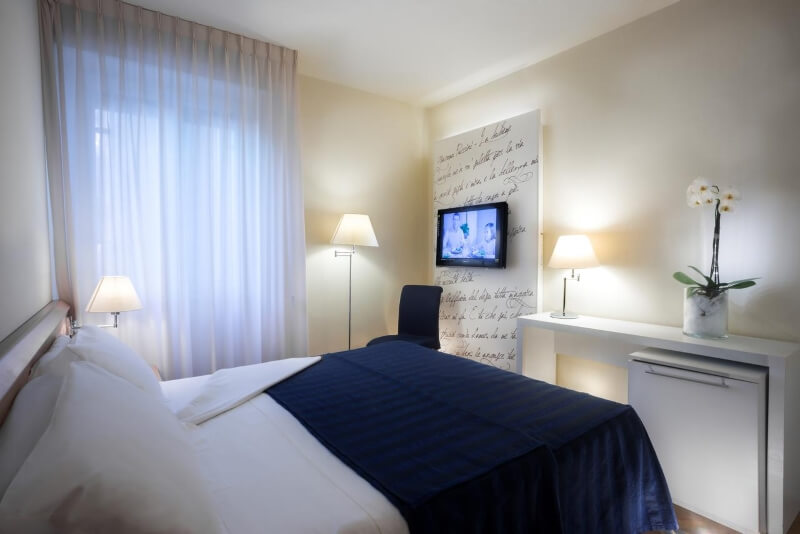 Foto camera matrimoniale hotel Esplanade Viareggio