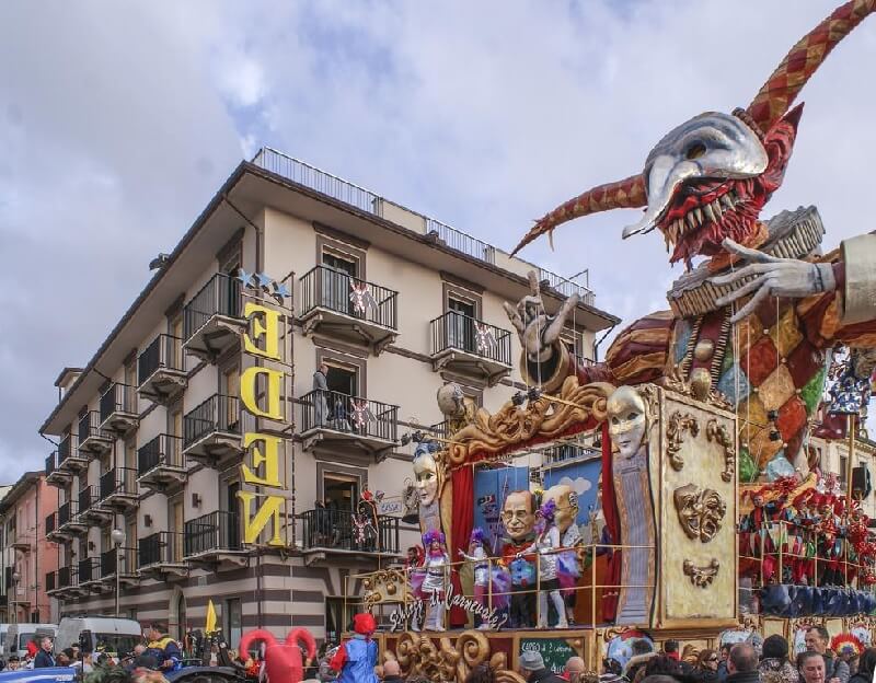 Foto Hotel Eden Viareggio a Carnevale