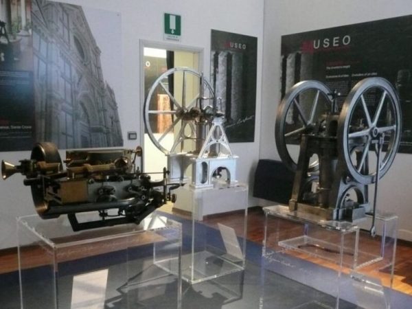 Foto museo Barsanti Pietrasanta motore a scoppio