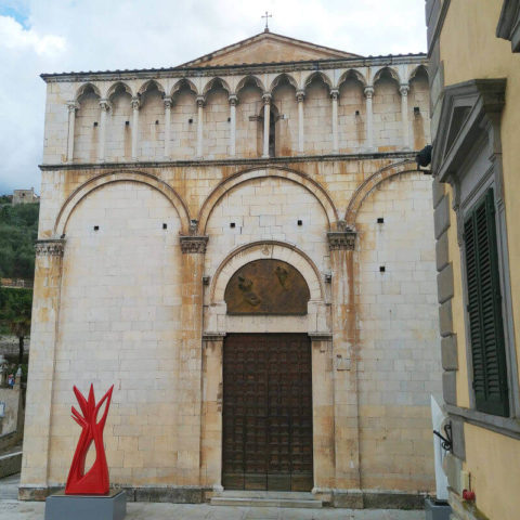 Ingresso Chiesa Sant’Agostino Pietrasanta
