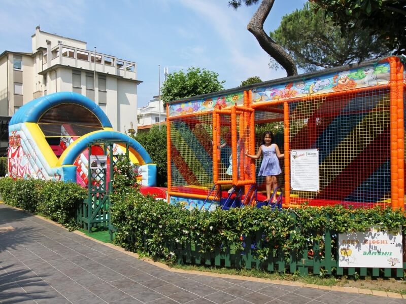 Foto area giochi bambini hotel Eur Lido di Camaiore