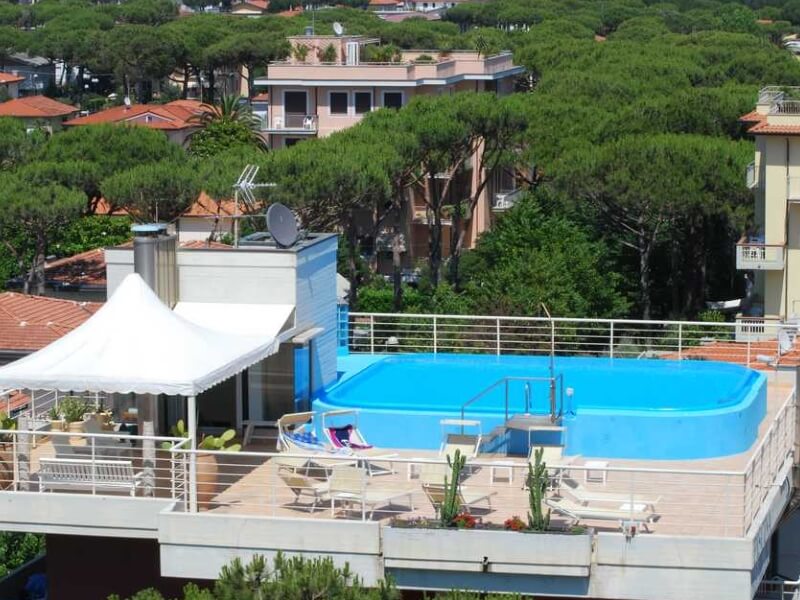 Foto piscina hotel Bracciotti