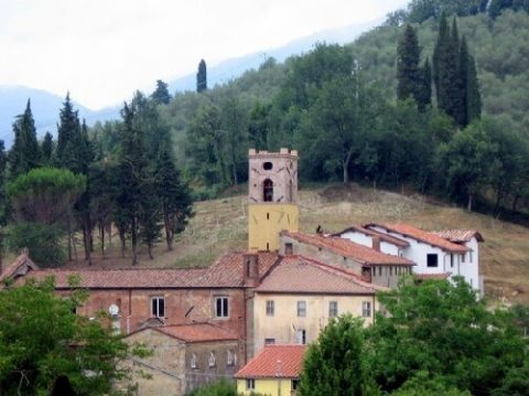 Centro storico Montemagno di Camaiore